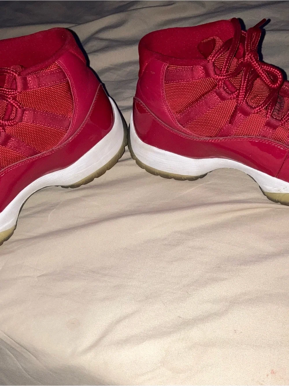 Jordan 11 Red Hightop fye kicks